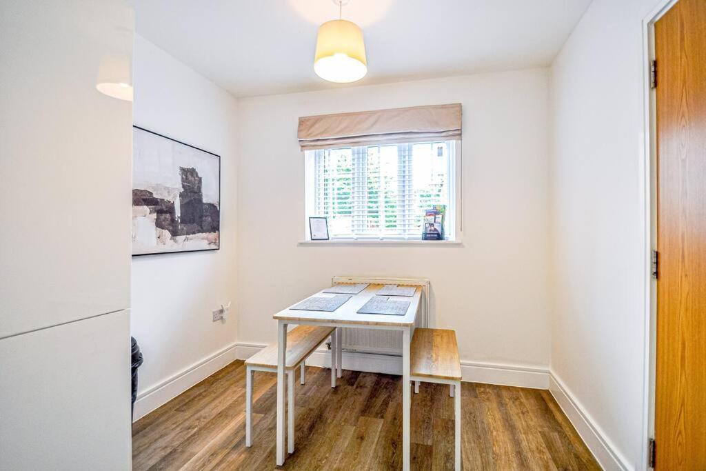 Entire House Sleeps 8 Near The River Thames Maidenhead Extérieur photo