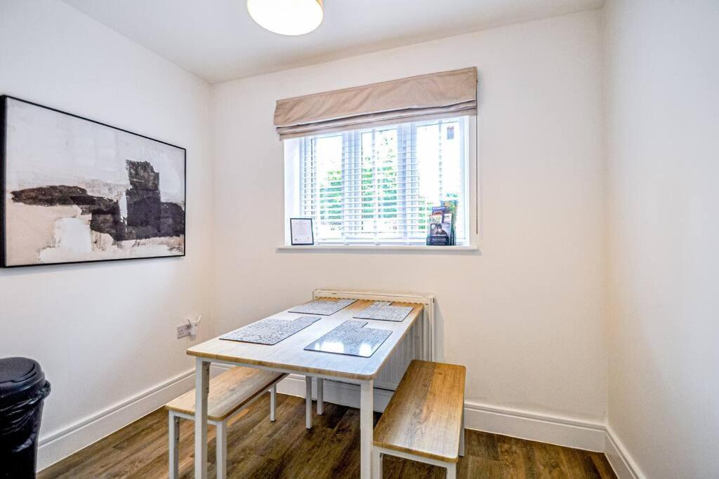 Entire House Sleeps 8 Near The River Thames Maidenhead Extérieur photo