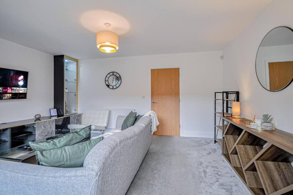 Entire House Sleeps 8 Near The River Thames Maidenhead Extérieur photo