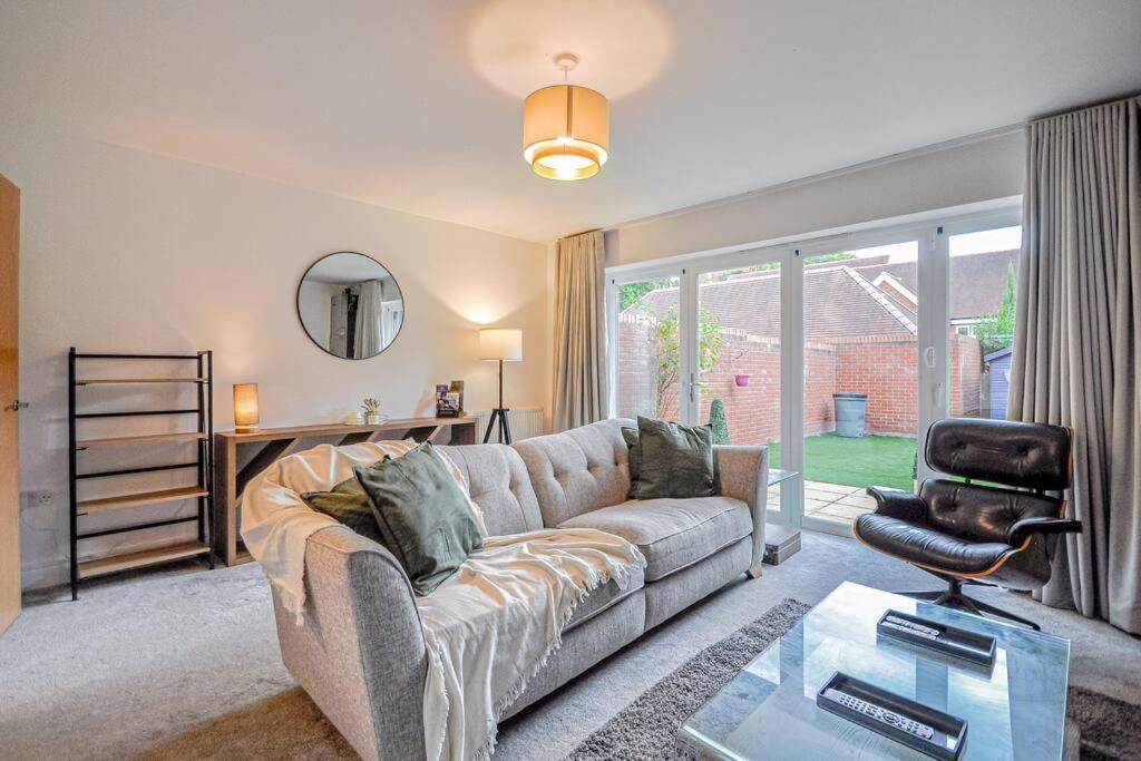 Entire House Sleeps 8 Near The River Thames Maidenhead Extérieur photo